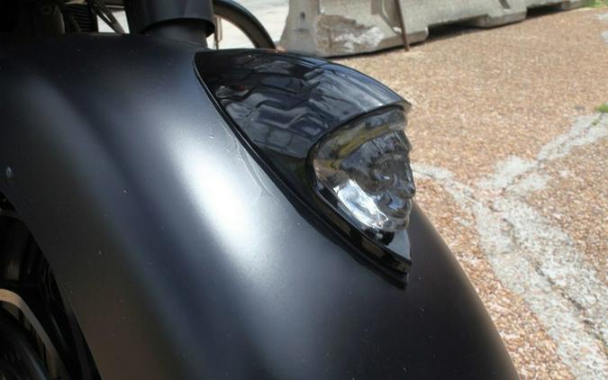 2019 Indian Chieftain Dark Horse Thunder Black Smoke Dark Horse Bronze Smoke