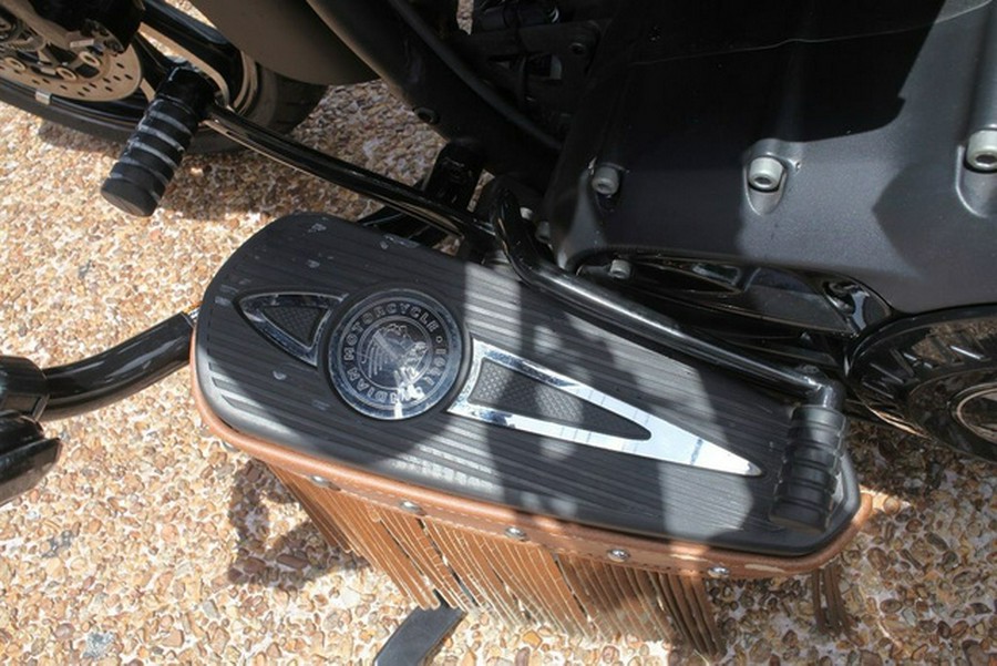 2019 Indian Chieftain Dark Horse Thunder Black Smoke Dark Horse Bronze Smoke
