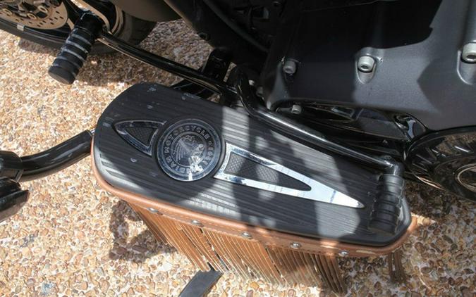2019 Indian Chieftain Dark Horse Thunder Black Smoke Dark Horse Bronze Smoke