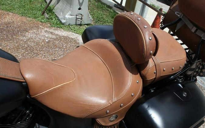 2019 Indian Chieftain Dark Horse Thunder Black Smoke Dark Horse Bronze Smoke