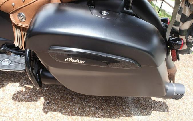 2019 Indian Chieftain Dark Horse Thunder Black Smoke Dark Horse Bronze Smoke