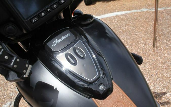 2019 Indian Chieftain Dark Horse Thunder Black Smoke Dark Horse Bronze Smoke