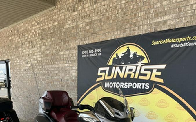 2014 Can-Am Spyder RT Limited - SE6