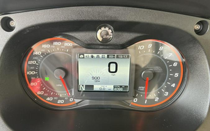 2014 Can-Am Spyder RT Limited - SE6
