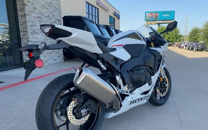 2027 Honda CBR1000RR