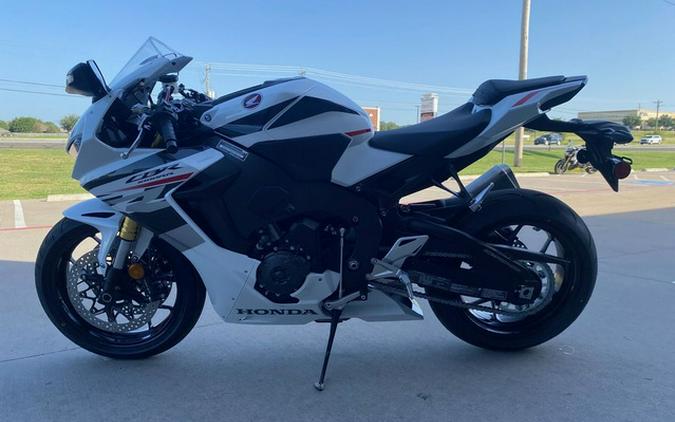 2027 Honda CBR1000RR