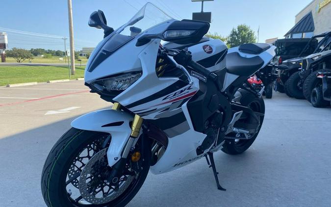 2027 Honda CBR1000RR