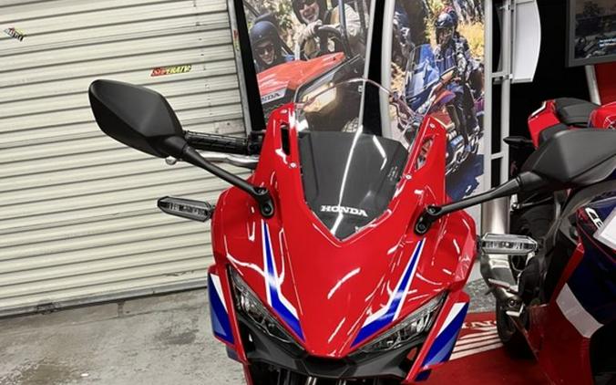 2025 Honda CBR500R ABS