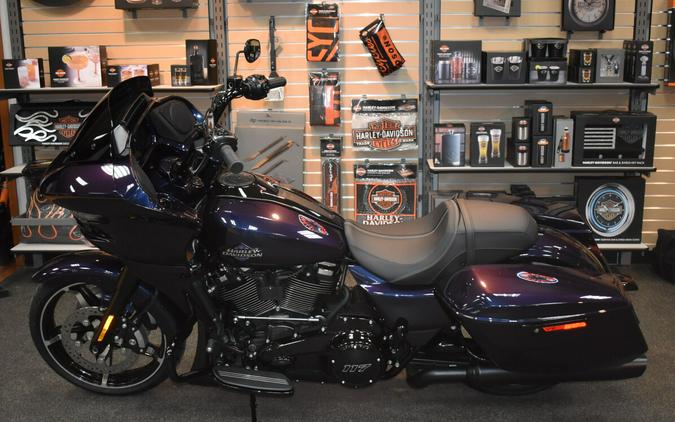 FLTRX 2025 Road Glide®