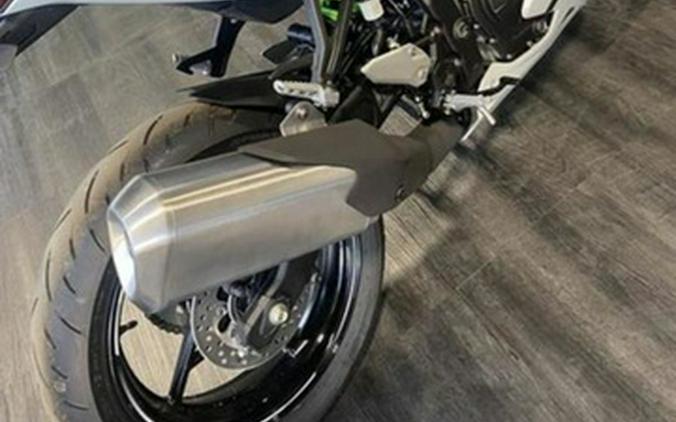 2025 Kawasaki NINJA ZX-4RR ABS