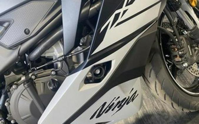 2025 Kawasaki NINJA ZX-4RR ABS