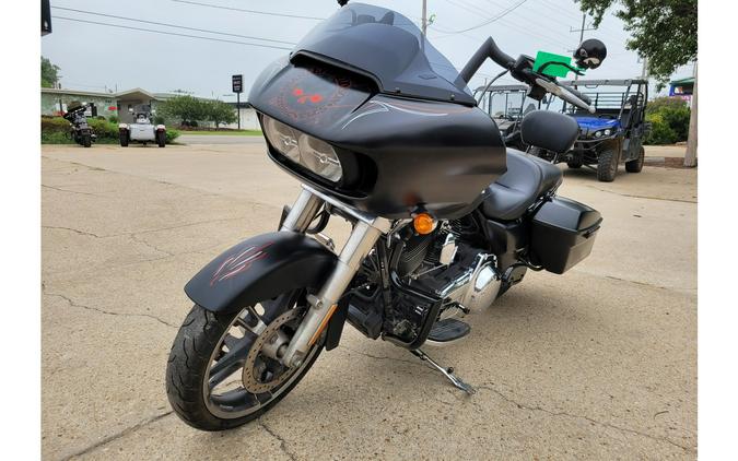 2015 ROAD GLIDE - Harley-Davidson®