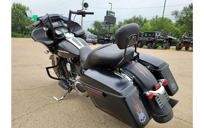 2015 ROAD GLIDE - Harley-Davidson®