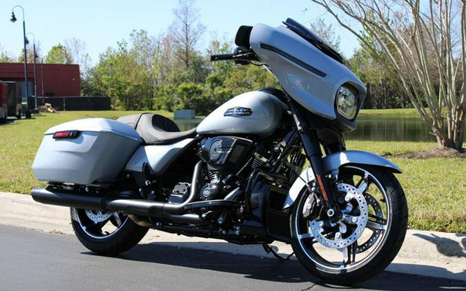 2024 Harley-Davidson FLHX - Street Glide