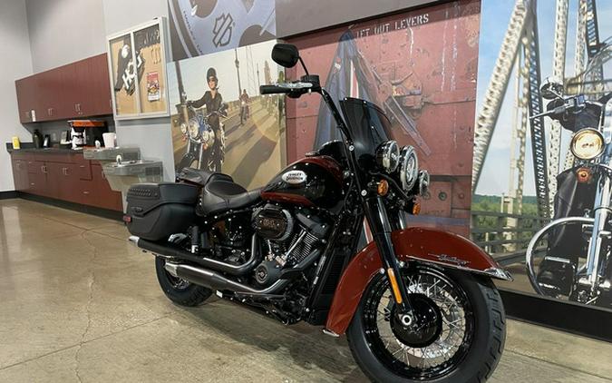 2024 Harley-Davidson Softail FLHCS - Heritage Classic