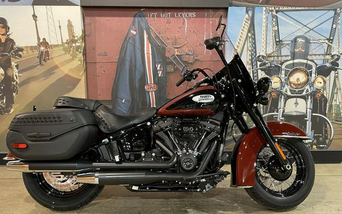 2024 Harley-Davidson Softail FLHCS - Heritage Classic