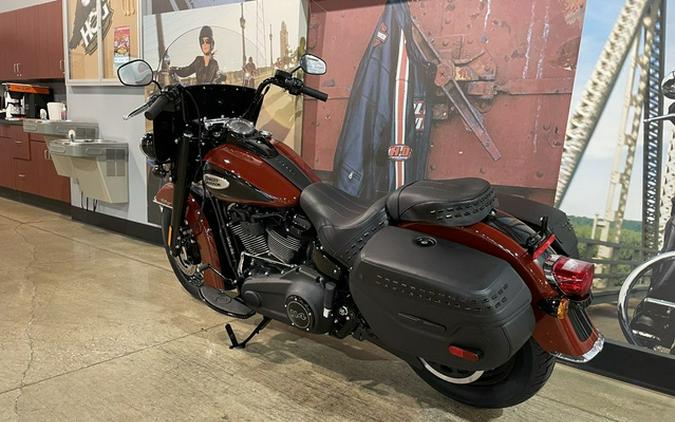 2024 Harley-Davidson Softail FLHCS - Heritage Classic