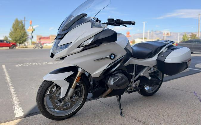 2023 BMW Motorrad R 1250 RT Alpine White