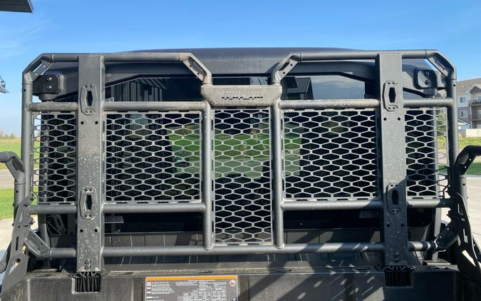 2027 Can-Am Defender XU MAX Limited HD11