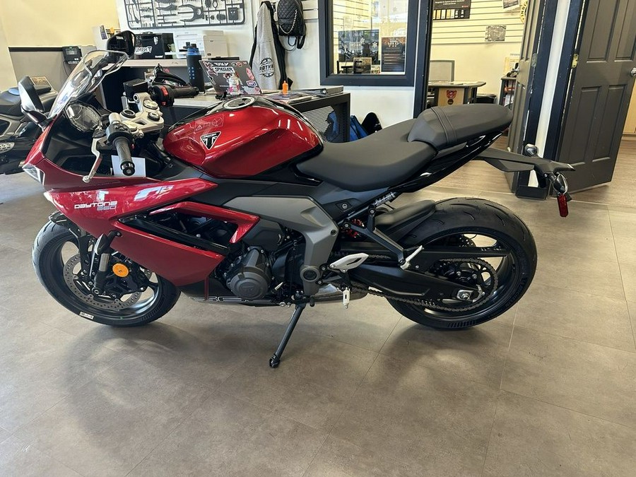 2025 Triumph Daytona 660 Carnival Red/Sapphire Black