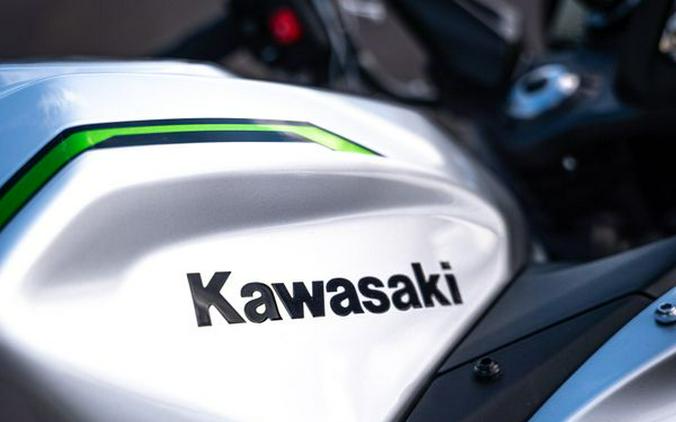 New 2024 Kawasaki Ninja 7 Hybrid ABS