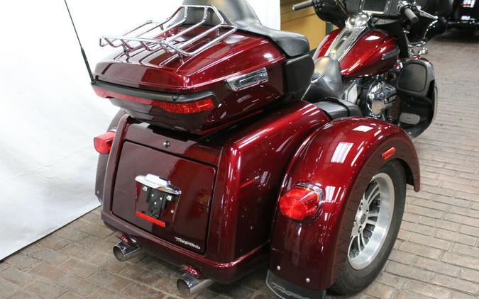 FLHTCUTG 2015 Tri Glide® Ultra