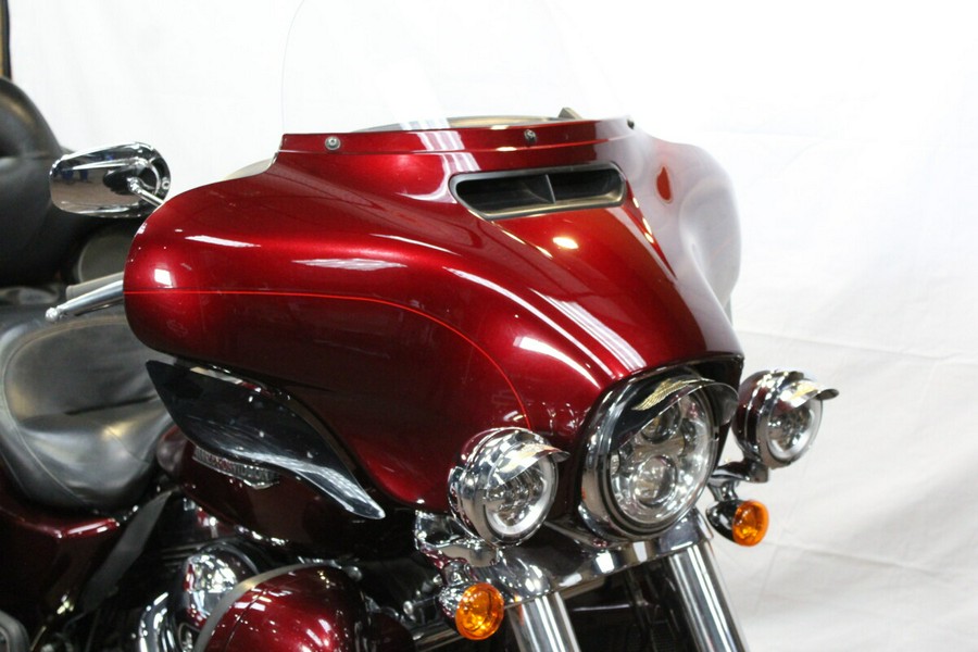 FLHTCUTG 2015 Tri Glide® Ultra