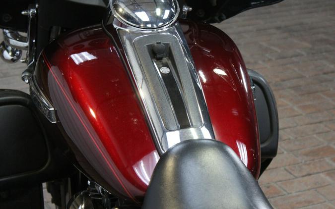 FLHTCUTG 2015 Tri Glide® Ultra
