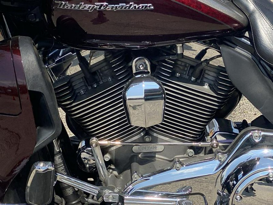 2015 Harley-Davidson® FLHTKSE - CVO™ Limited