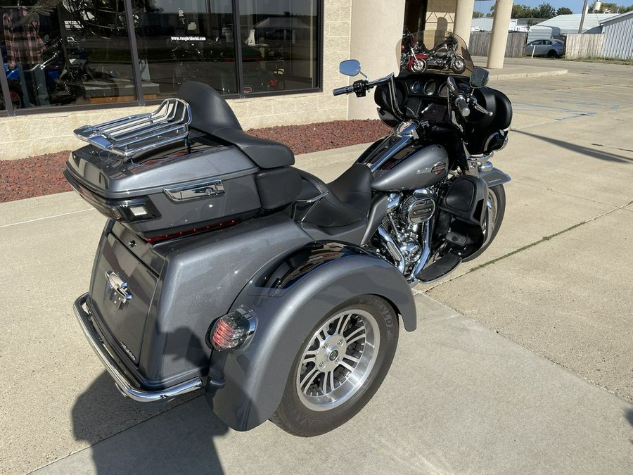 2022 Harley-Davidson® FLHTCUTG - Tri Glide® Ultra