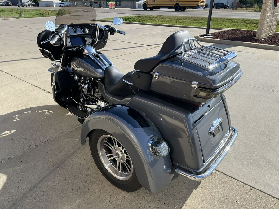 2022 Harley-Davidson® FLHTCUTG - Tri Glide® Ultra