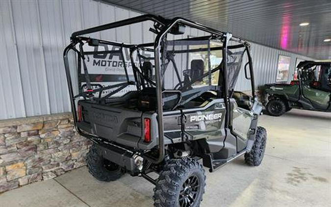 2025 Honda Pioneer 1000-5 Deluxe