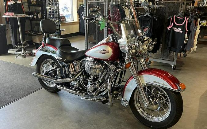 2005 Harley-Davidson® FLSTC - Heritage Softail® Classic