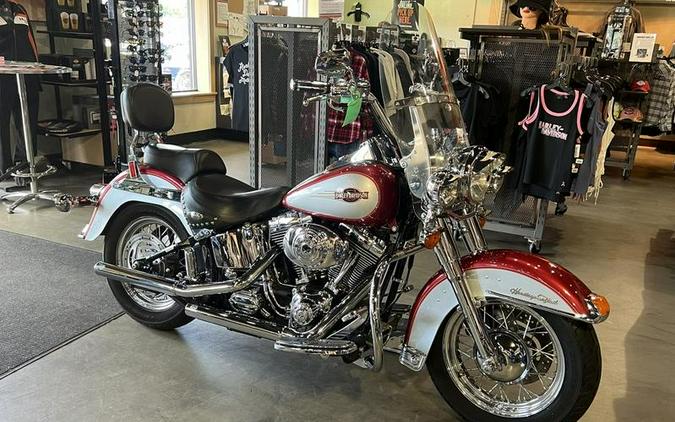 2005 Harley-Davidson® FLSTC - Heritage Softail® Classic