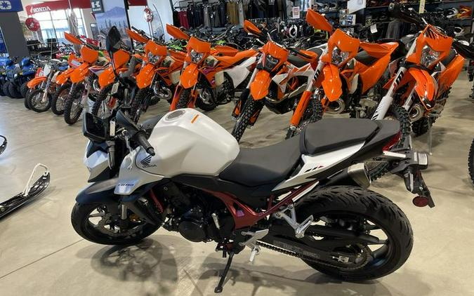 2025 Honda® CB750 Hornet