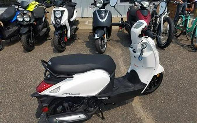 2022 SYM Mio 49cc Scooter