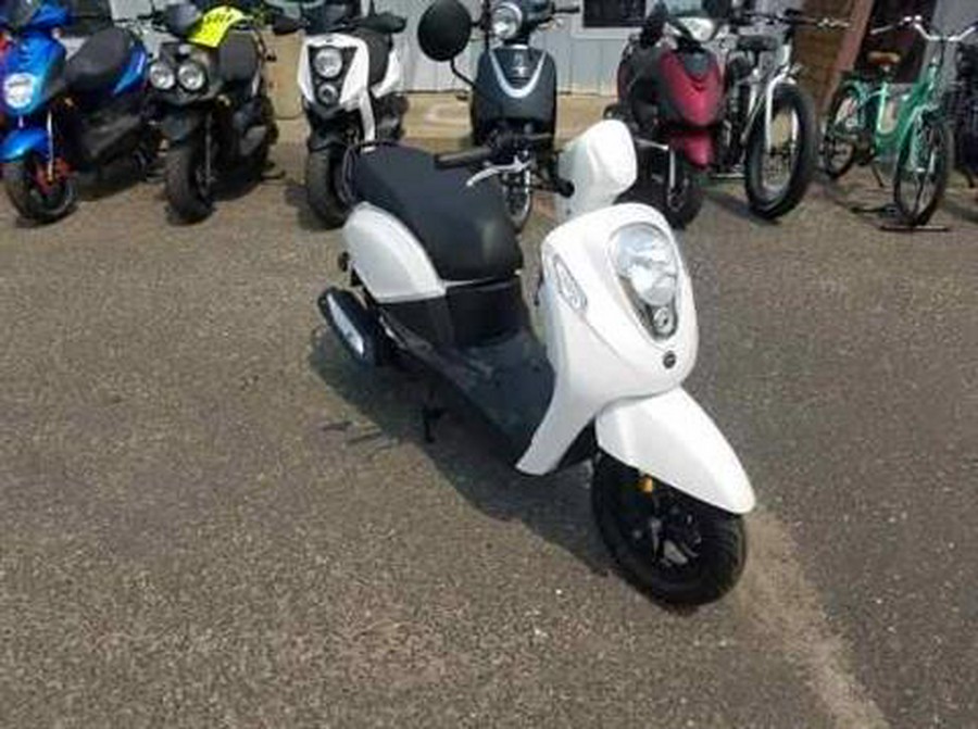 2022 SYM Mio 49cc Scooter