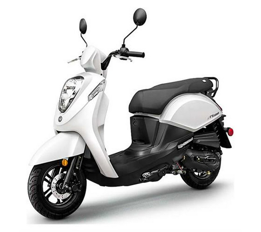 2022 SYM Mio 49cc Scooter