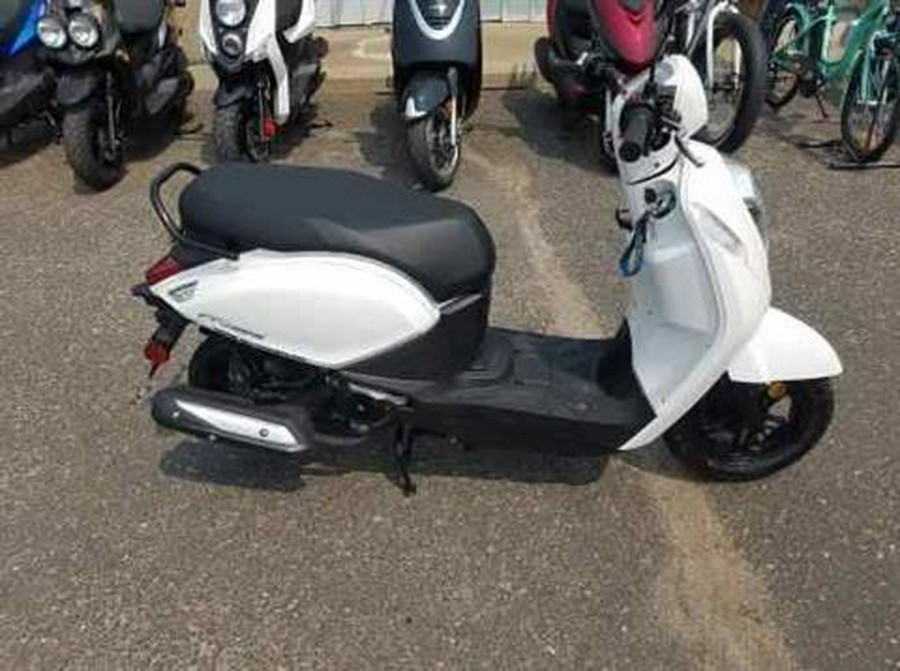 2022 SYM Mio 49cc Scooter