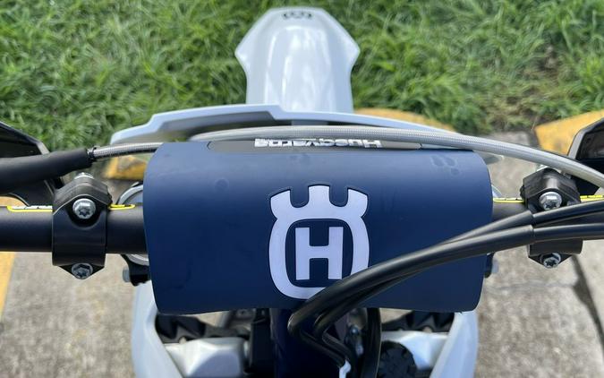 2024 Husqvarna® FS 450