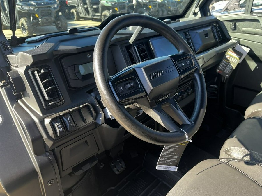 2026 Can-Am Defender Limited HD11