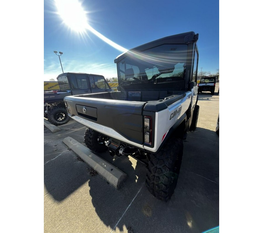 2026 Can-Am Defender Limited HD11