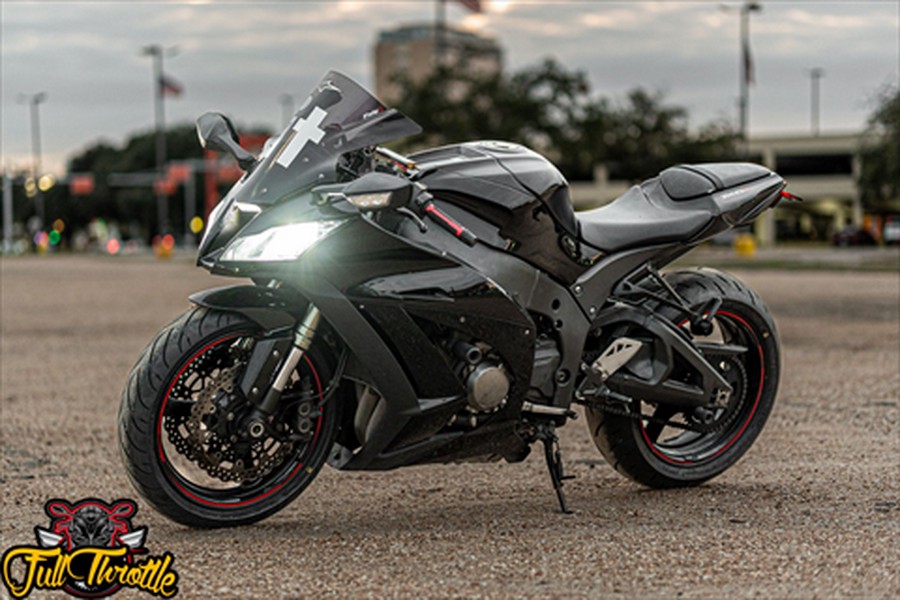 2011 Kawasaki Ninja® ZX™-10R