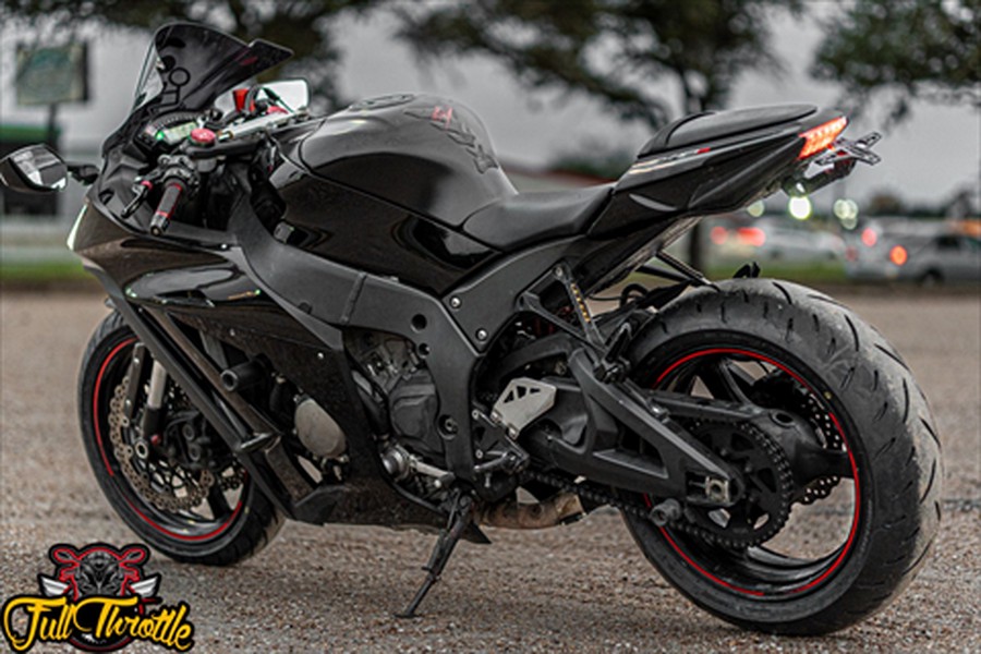 2011 Kawasaki Ninja® ZX™-10R