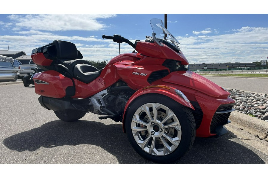 2024 Can-Am SPYDER F3 LIMITED - PLASMA RED / PLATINUM