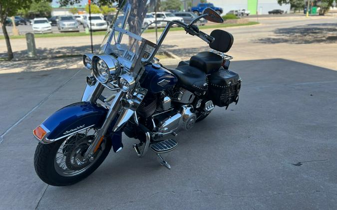 2015 Harley-Davidson® Heritage Softail® Classic Superior Blue