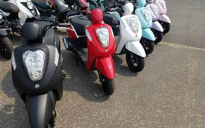 2022 SYM Mio 49cc Scooter