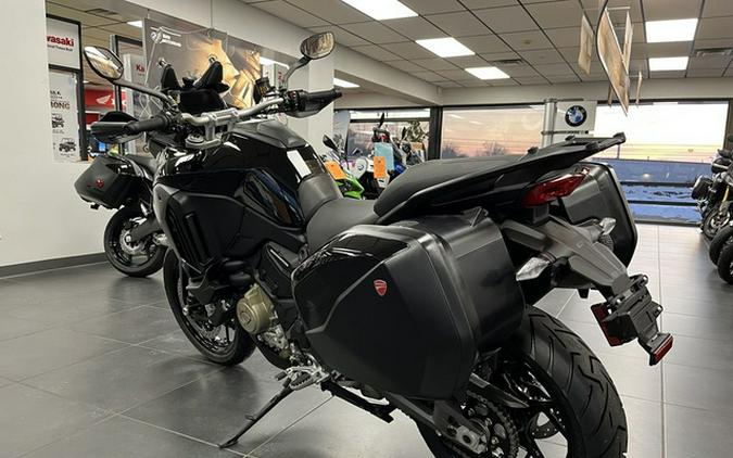 2025 Ducati Multistrada V4 S Travel & Radar Thrilling Black