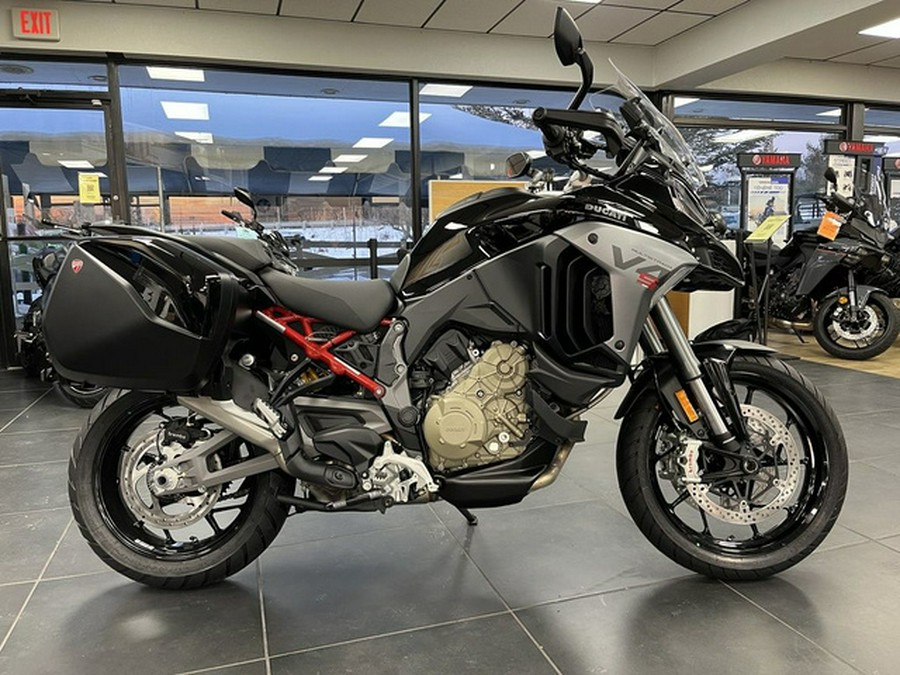 2025 Ducati Multistrada V4 S Travel & Radar Thrilling Black