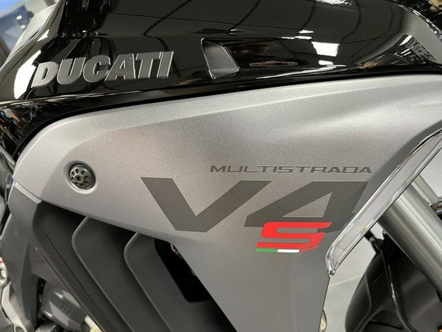 2025 Ducati Multistrada V4 S Travel & Radar Thrilling Black